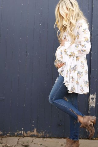 what to wear for baby shower